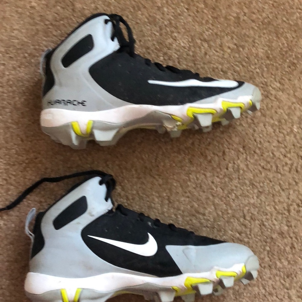 Nike baseball cleats
